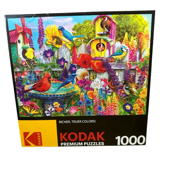 Bird Bath Garden 1000 Piece Kodak Premium Jigsaw Puzzle - Picture 2 of 4